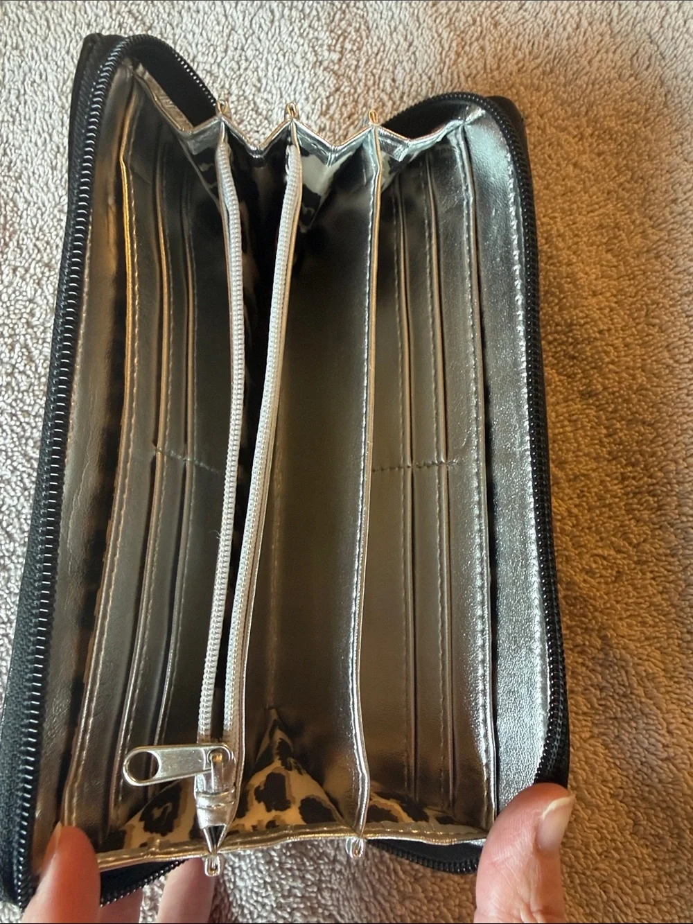 Nine West zip around